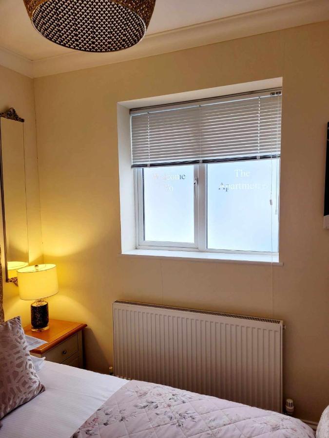 Apartment 1 Exquisite Two King Bedroom With En Suites - Close To The Town Centre, Rail, Airport And Theatre ダーリントン エクステリア 写真